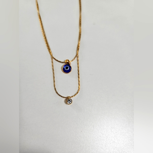 Evil eye necklace - Jewelry bundle 1 for $5, 2 for $8, 3 for $10 - Picture 1 of 2